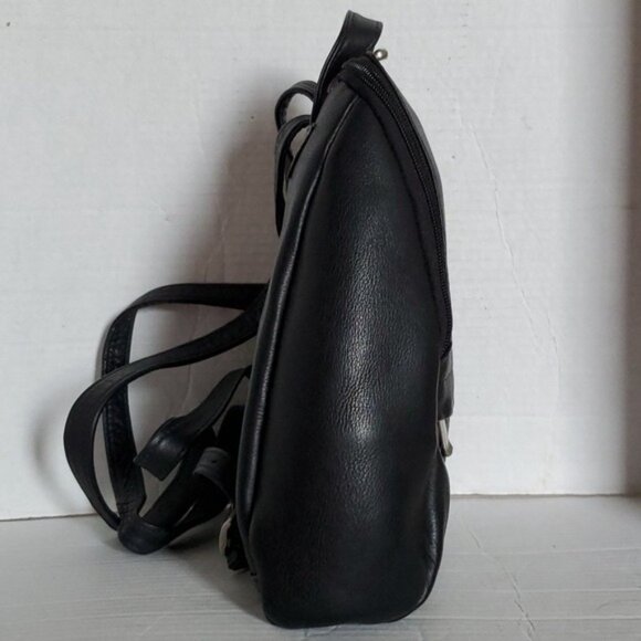 LeDonne Leather U Zip Mini Backpack Black Bag Women\'s Woman\'s main image 5